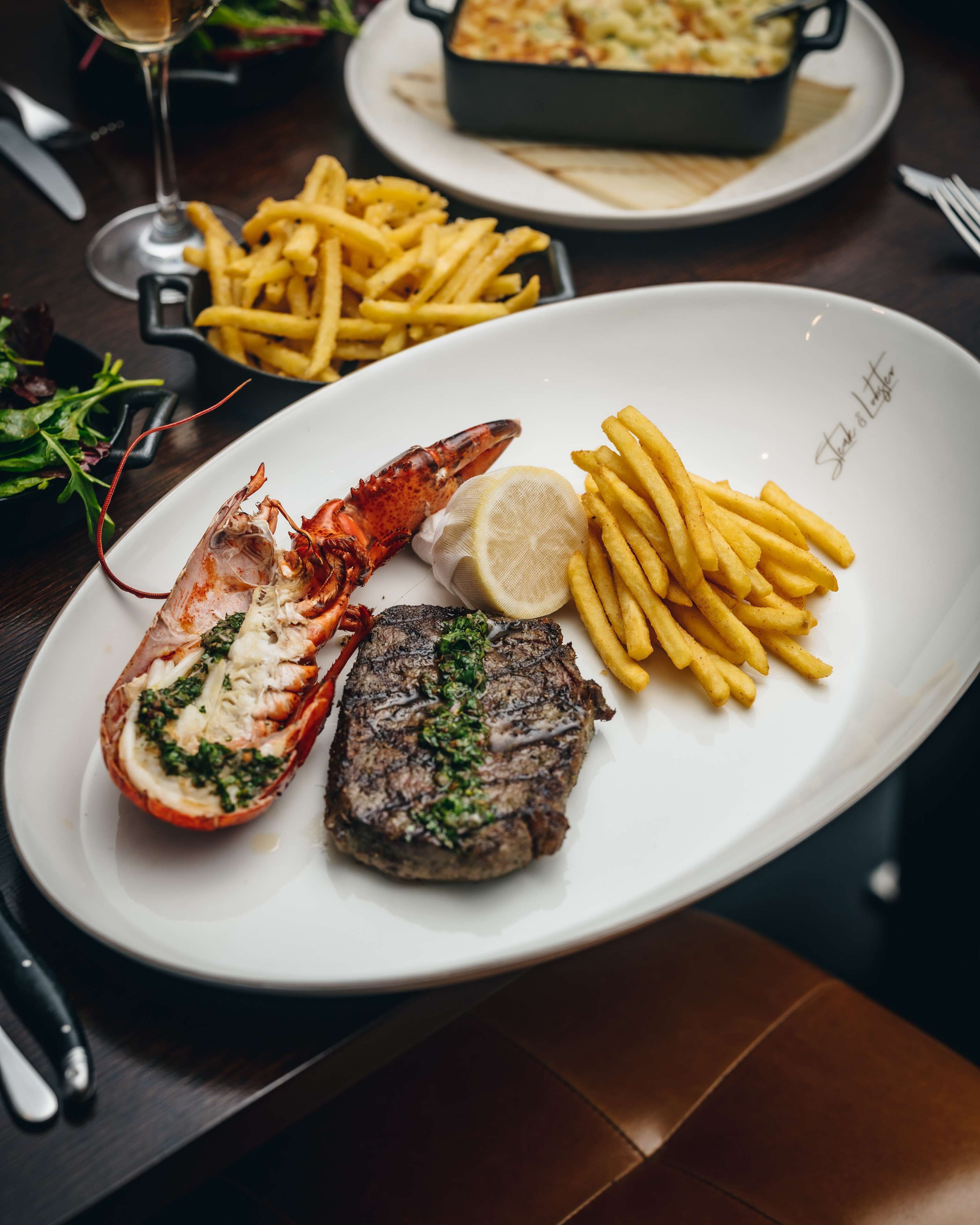 breakfast, lunch, dinner served; international cuisine