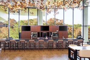 Bar (on property) - Hilton Memphis (Memphis)