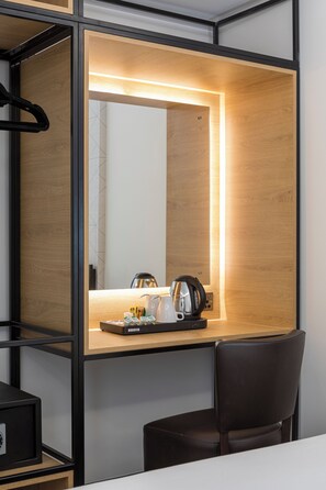 Coffee and/or coffee maker - St Giles Hotel - London (London)