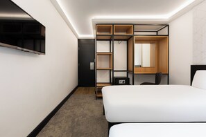 Habitación con 2 camas individuales (Urban) | Caja de seguridad en la habitación, escritorio y wifi gratis 