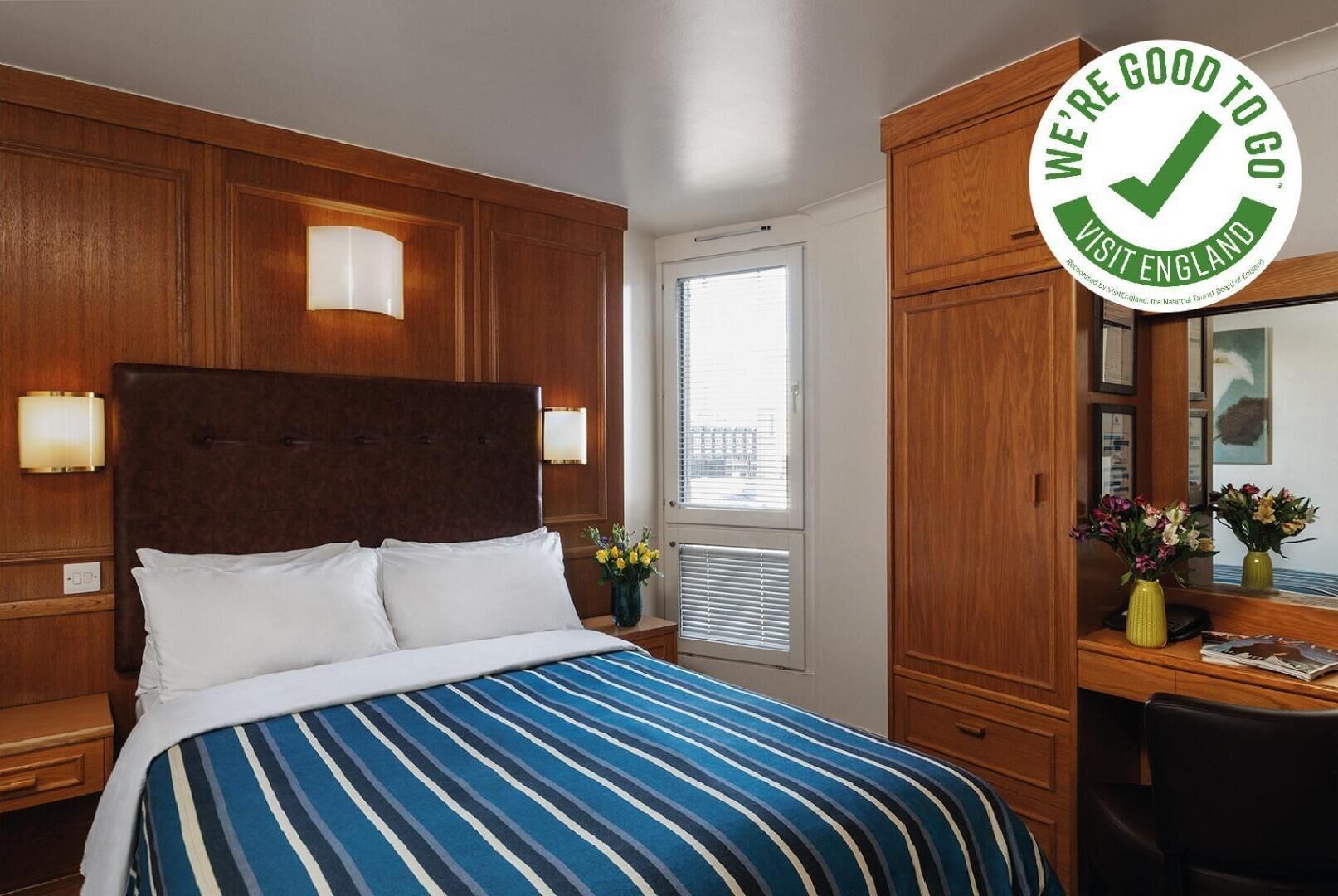 In-room safe, desk, WiFi (free), bed sheets