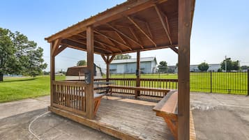 Grill-/Picknickplatz