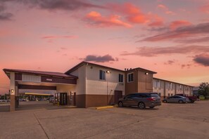 Exterior - Red Roof Inn Paducah (Paducah)