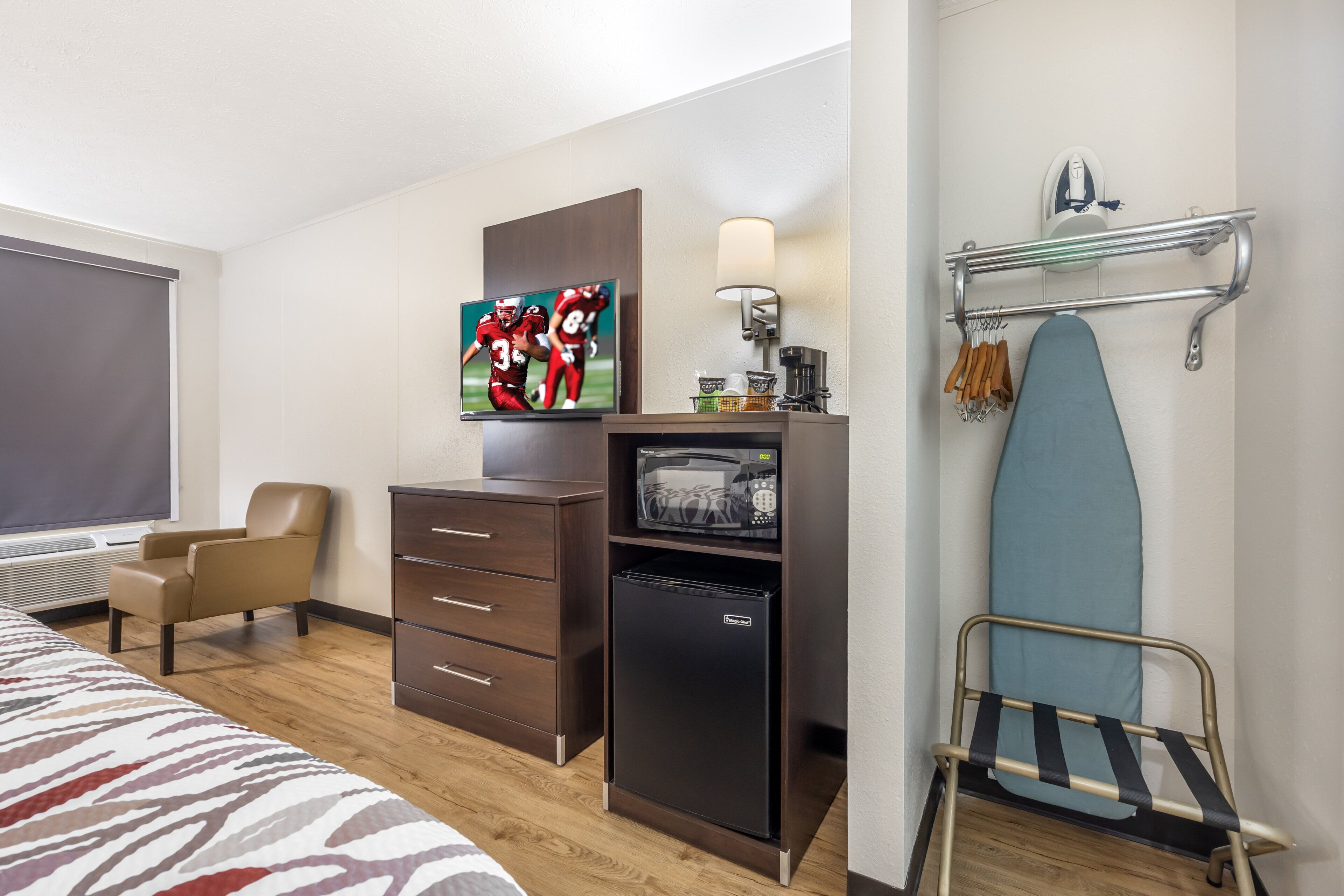 Superior Room, 1 King Bed, Smoke Free