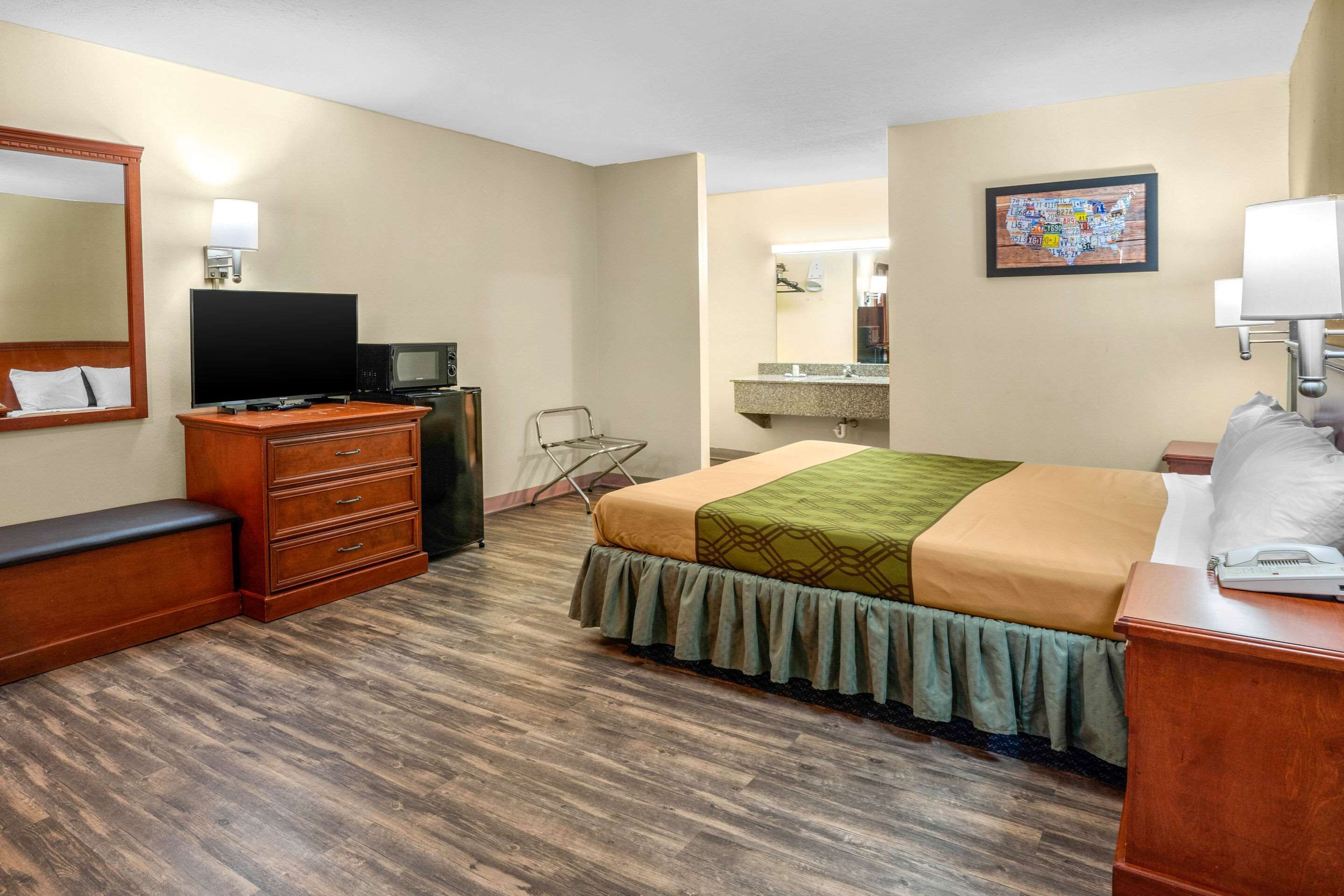 Premium bedding, rollaway beds, free WiFi, bed sheets