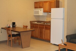 Efficiency, Standardzimmer, 1 Queen-Bett | Eigene Kochnische