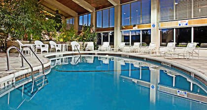 Days Inn by Wyndham Warren