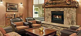 เดย์สอินน์ บายวินด์แฮม วอร์เรน