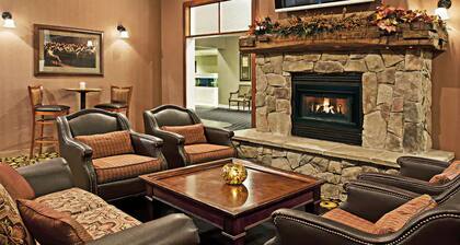 Days Inn by Wyndham Warren