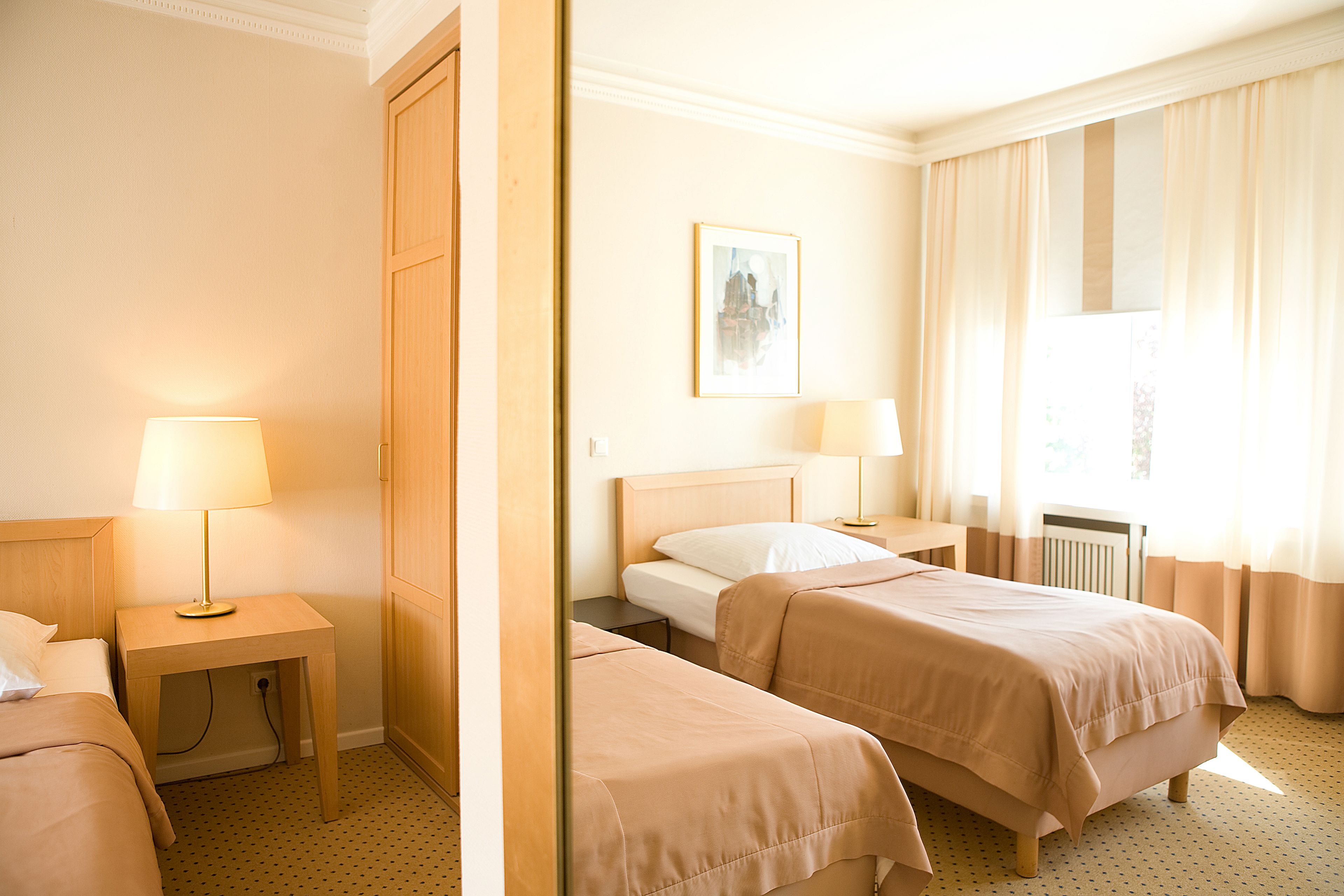 premium double room | hypo-allergenic bedding, in-room safe, desk, laptop workspace