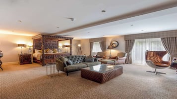 Suite, 1 trĂšs grand lit (Four Poster Bed)