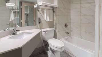 Combined shower/bathtub, eco-friendly toiletries, hair dryer, towels