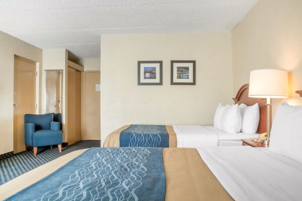 1 多间卧室、高档床上用品、加厚床垫、客房内保险箱