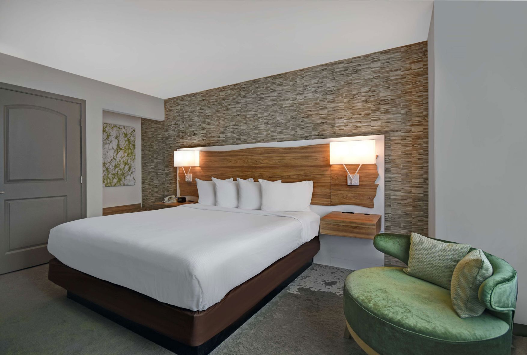 Premium bedding, pillowtop beds, in-room safe, desk