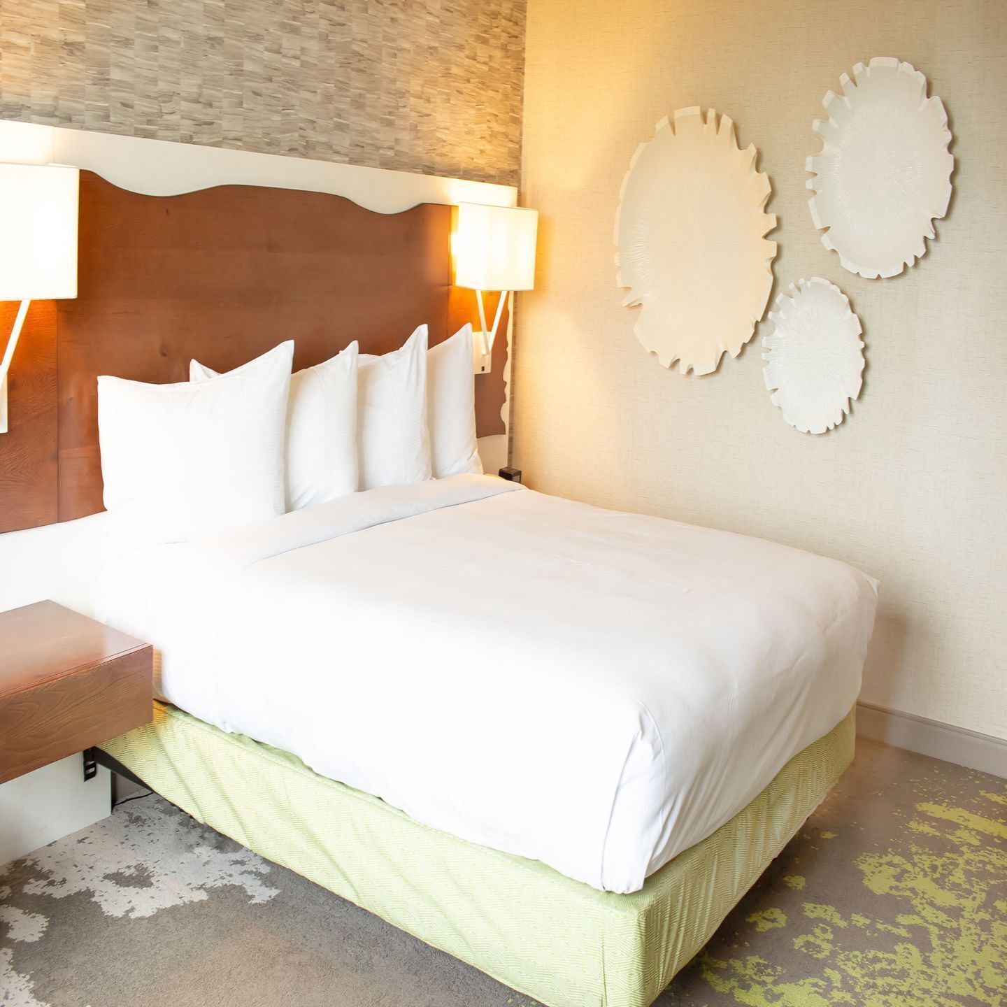 Premium bedding, pillowtop beds, in-room safe, desk