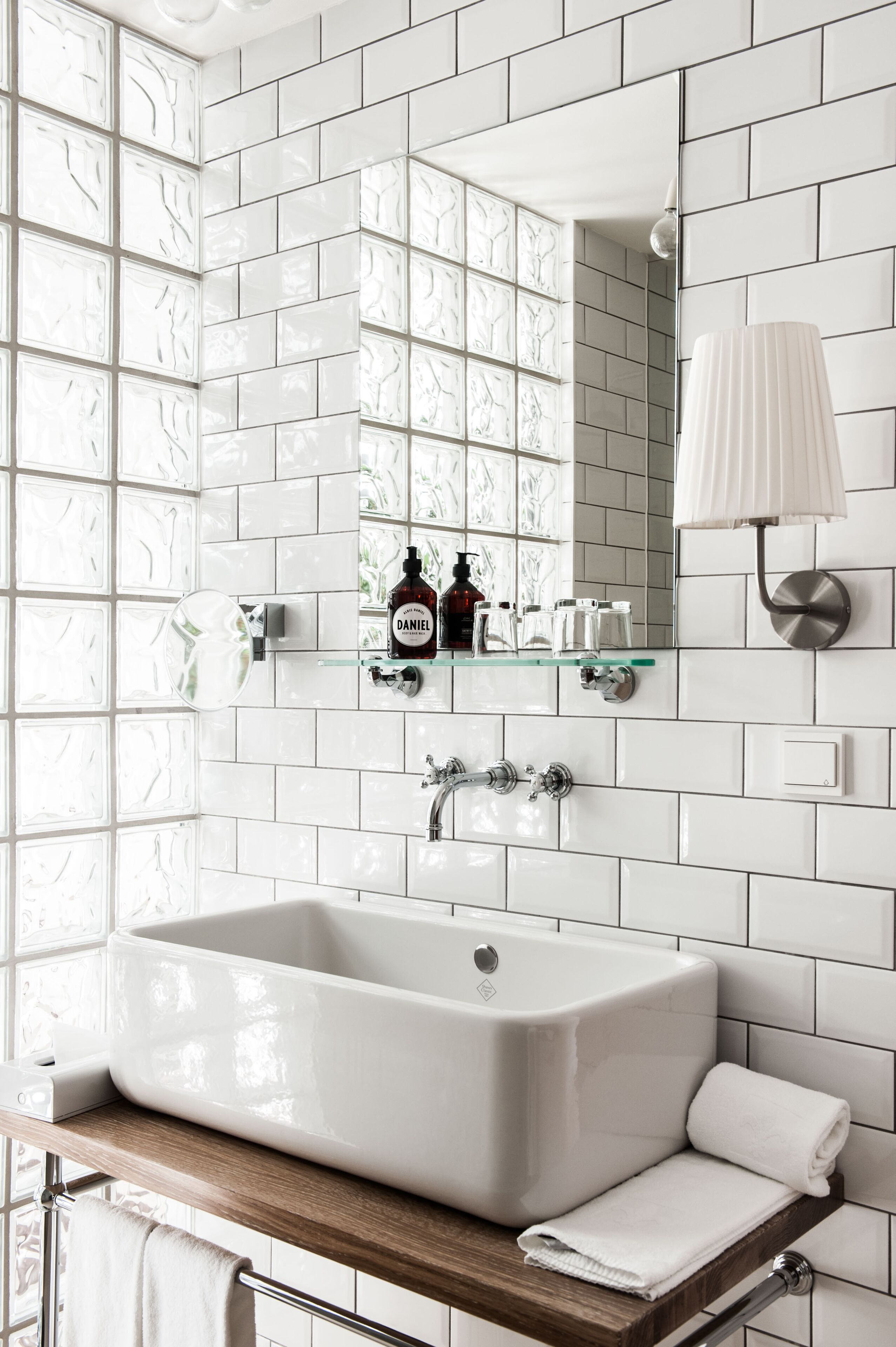 suite | hypo-allergenic bedding, in-room safe, individually furnished, desk