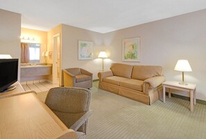 1 bedroom, desk, iron/ironing board, free WiFi