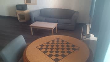 1 bedroom, desk, iron/ironing board, free WiFi