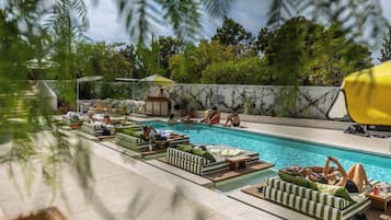 Outdoor pool, cabanas (surcharge), pool umbrellas