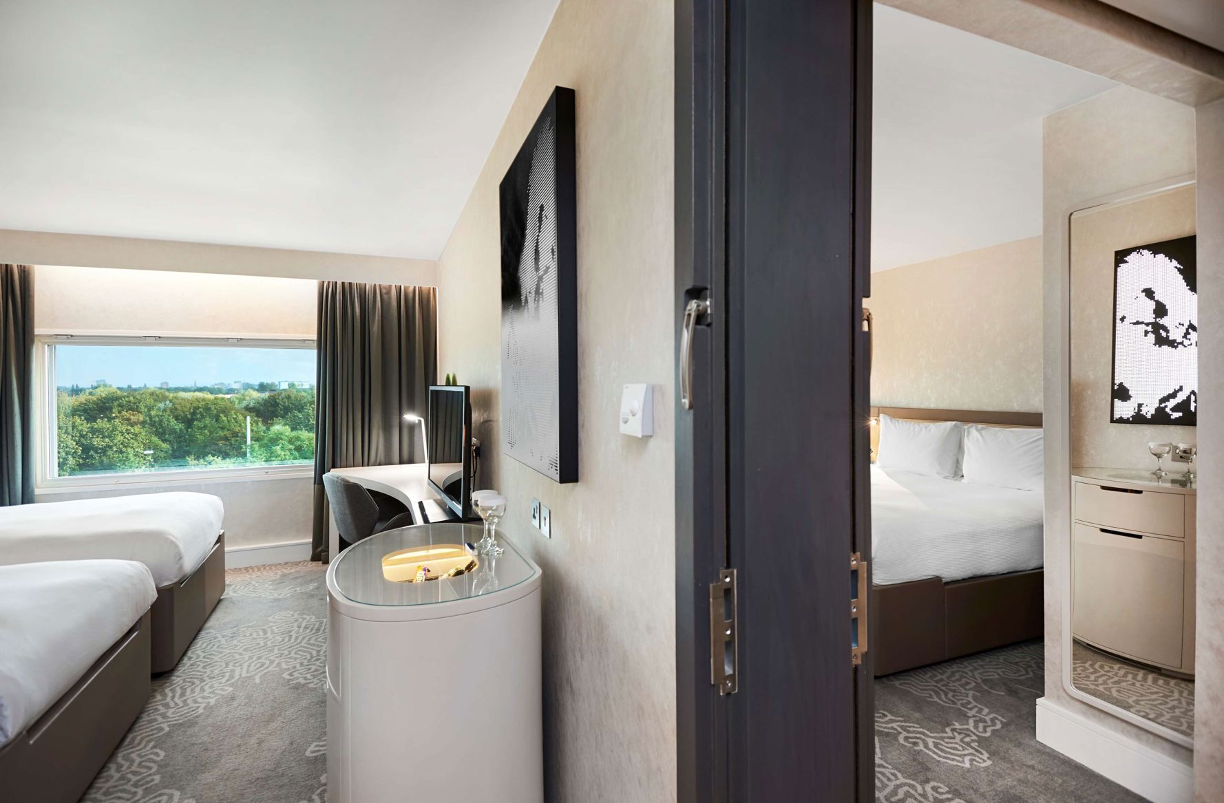 Hypo-allergenic bedding, in-room safe, desk, laptop workspace