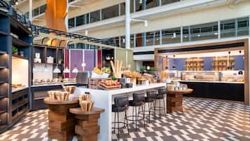 매일 풀 브렉퍼스트 아침 식사(1인당 GBP 21.95)