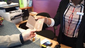 Gambar tidak terklasifikasi, 5 dari 65, tombol