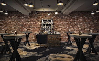 Meeting space at Hotel Emblem San Francisco