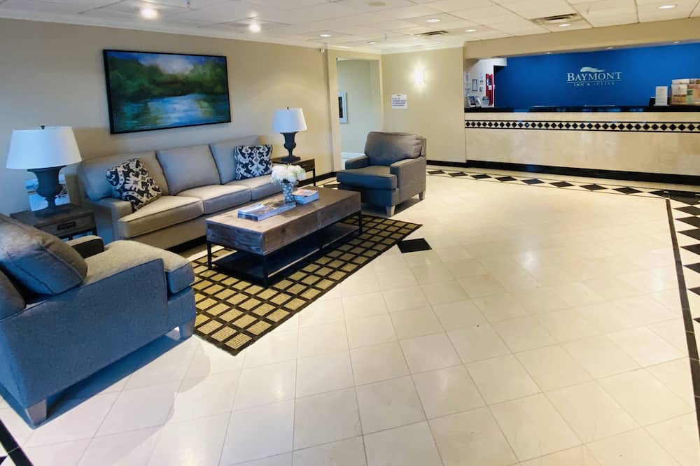 Baymont by Wyndham Latham Albany Airport