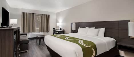 Standard Room, 1 King Bed with Sofa bed, Non Smoking | Premium bedding, down comforters, individually decorated