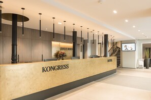 Check-in/check-out kiosk - Kreuz Bern Modern City Hotel (Bern)