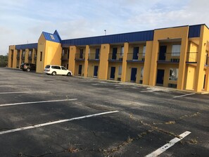 Free self parking