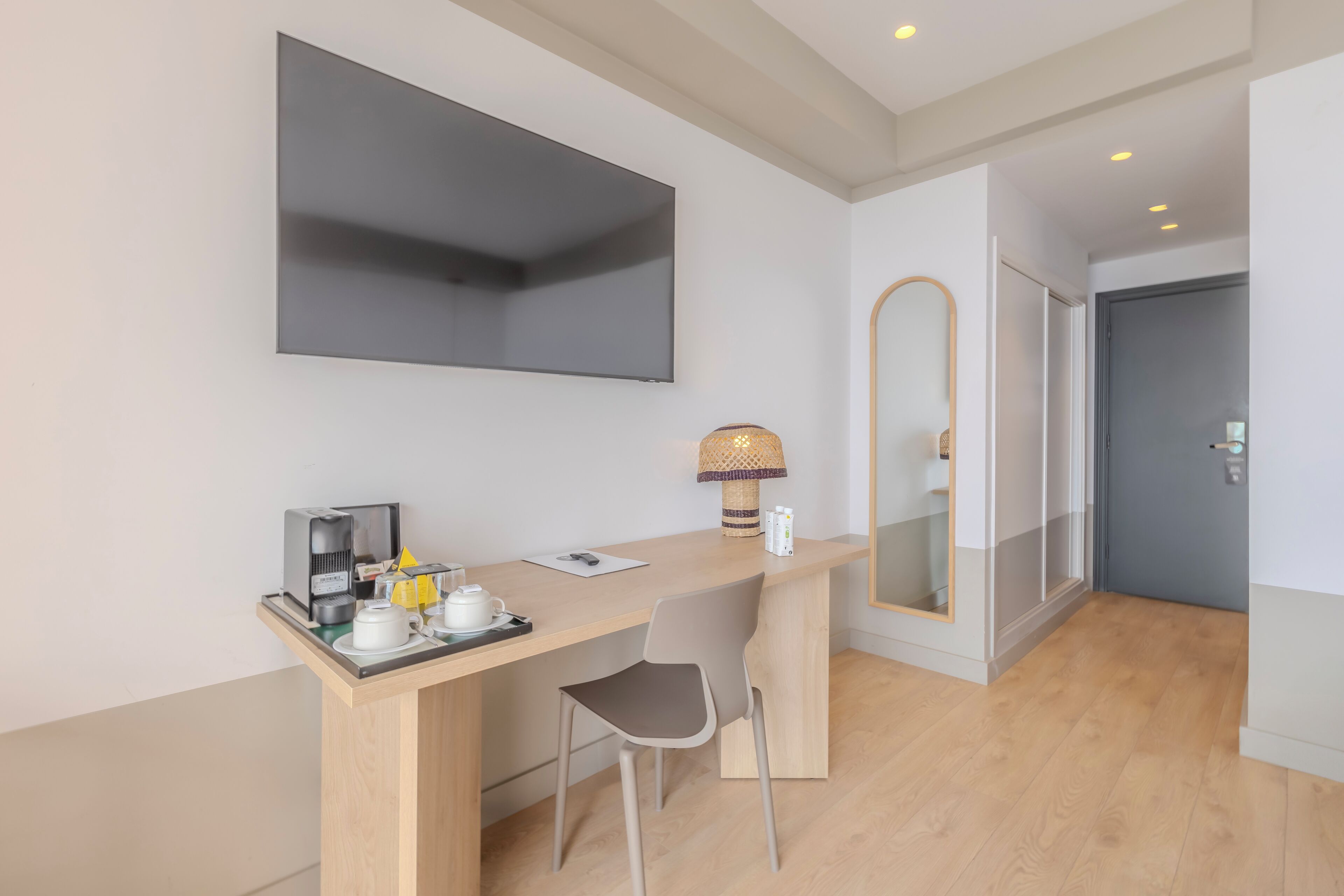 1 bedroom, minibar, in-room safe, desk