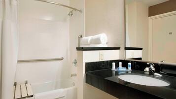 Combined shower/tub, eco-friendly toiletries, hair dryer, towels