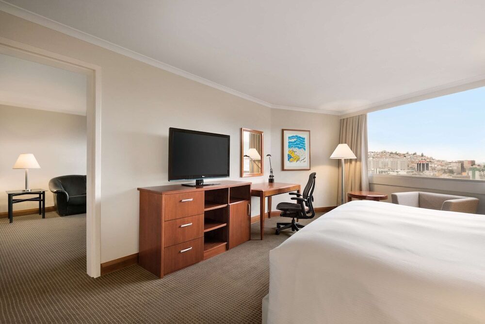 Premium bedding, minibar, in-room safe, blackout drapes