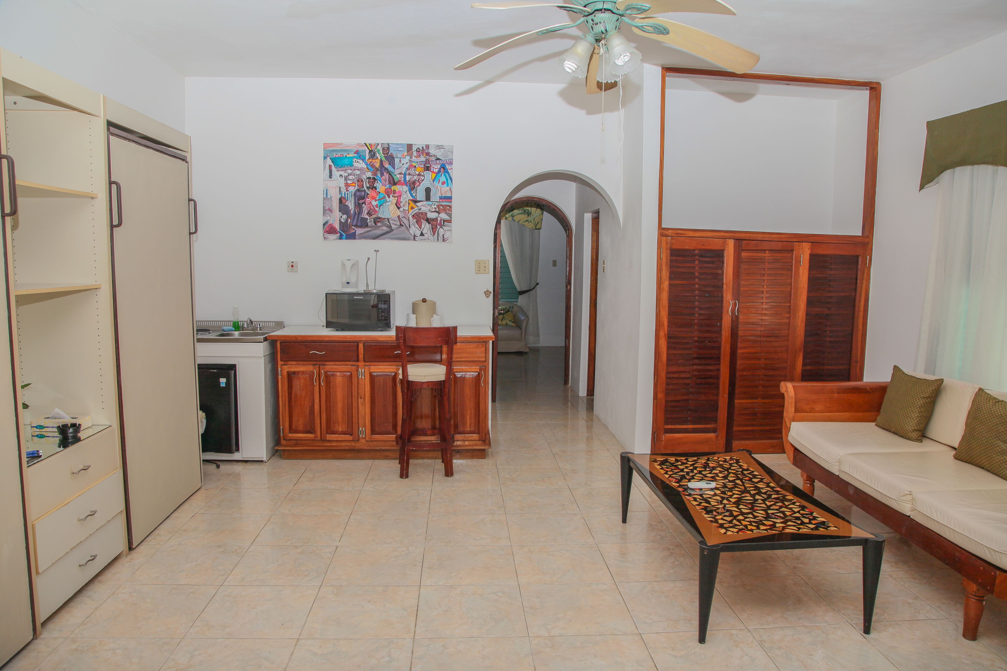 room, garden view (kitchenette) | living room | 32-inch flat-screen tv with cable channels, tv