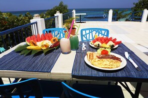 Petit-déjeuner buffet compris tous les jours