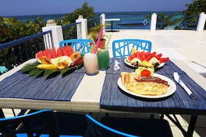 Desayuno buffet incluido todos los días