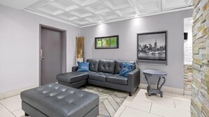 Lobby - Quality Inn at Albany Mall (Albany)
