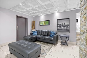 Lobby - Quality Inn at Albany Mall (Albany)