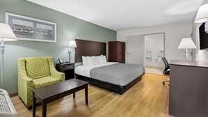 Room, 1 King Bed, Hearing Accessible, Non Smoking (Mobility) - Quality Inn at Albany Mall (Albany)