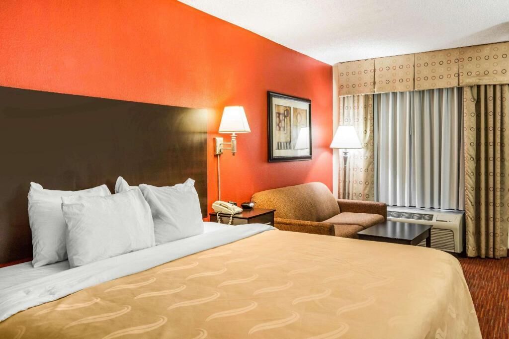 Premium bedding, Select Comfort beds, desk, laptop workspace