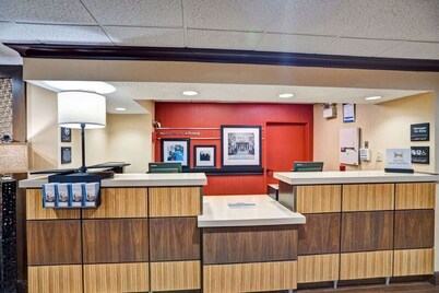 Hampton Inn Albany-Wolf Road (Airport)