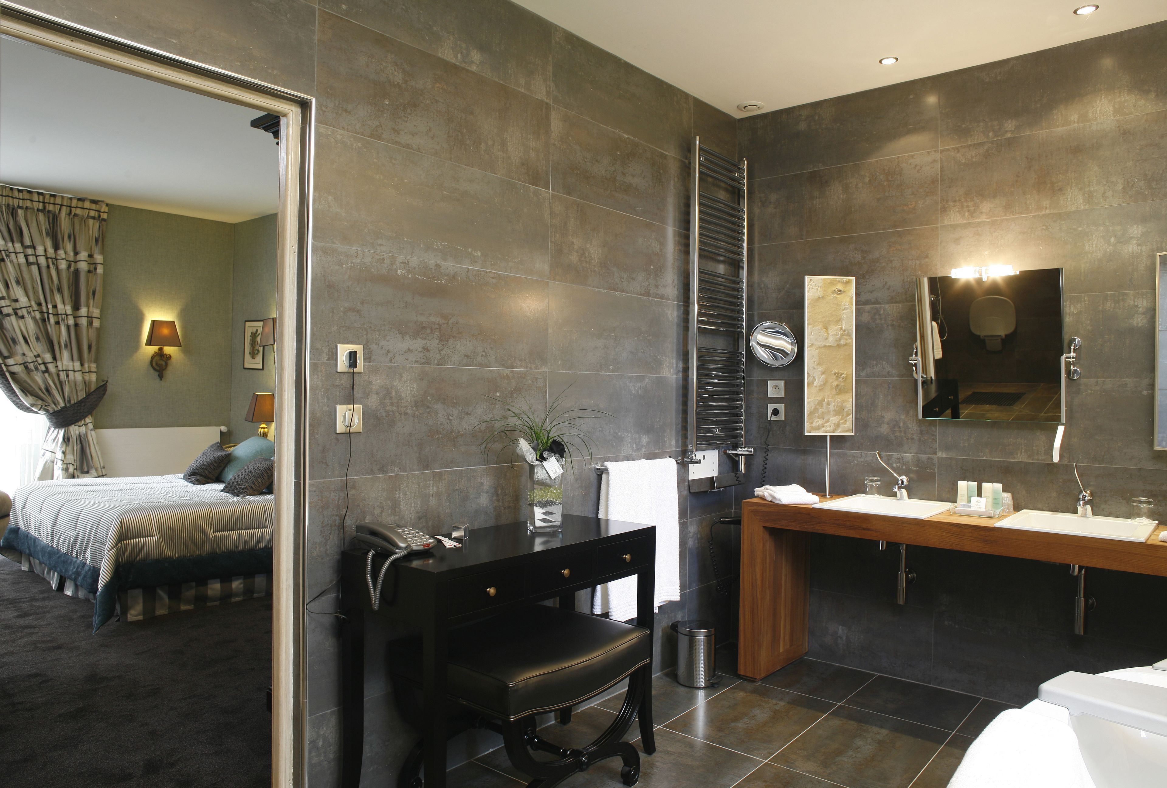 Minibar, in-room safe, individually decorated, desk