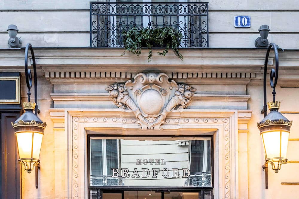 Hôtel Bradford Elysées – Astotel