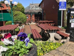 Garden - Westley Hotel (Birmingham)