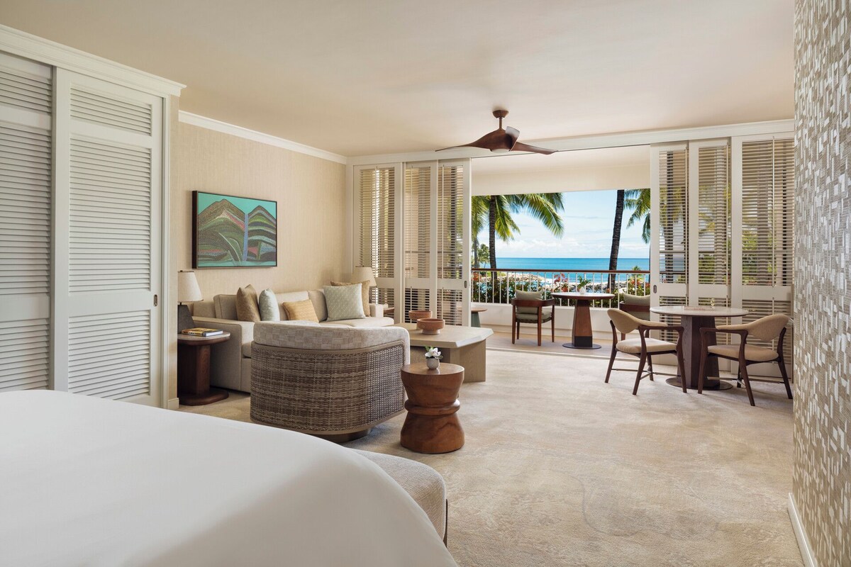 Club Oceanfront Studio Suite | Ropa de cama de alta calidad y edredones de plumas