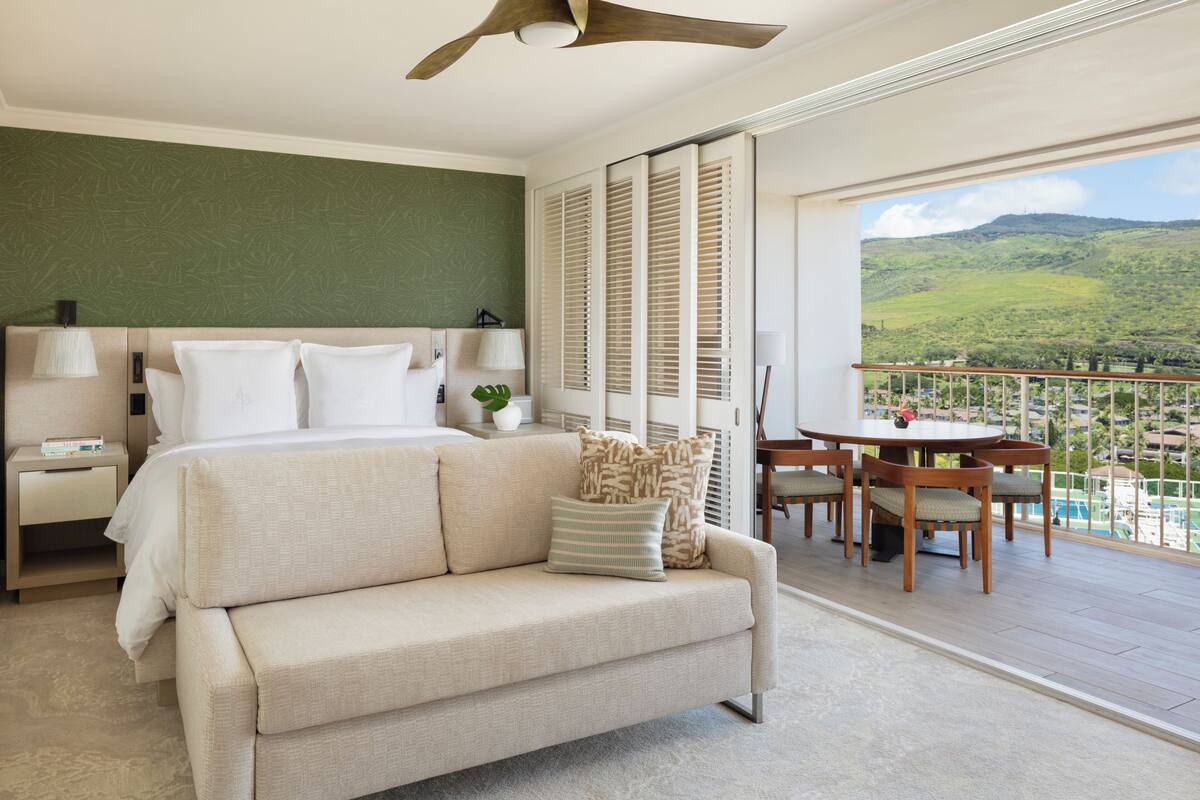 Hochwertige Bettwaren, Daunenbettdecken, Pillowtop-Betten, Minibar