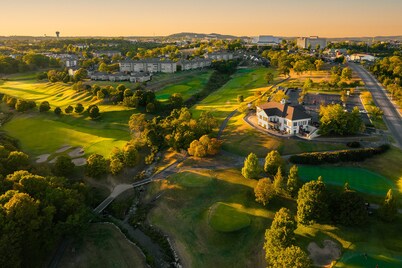 Thousand Hills Golf Resort