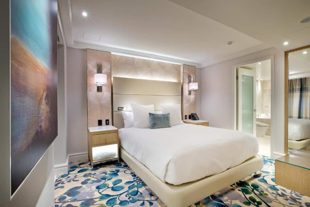 Premium bedding, pillowtop beds, in-room safe, desk