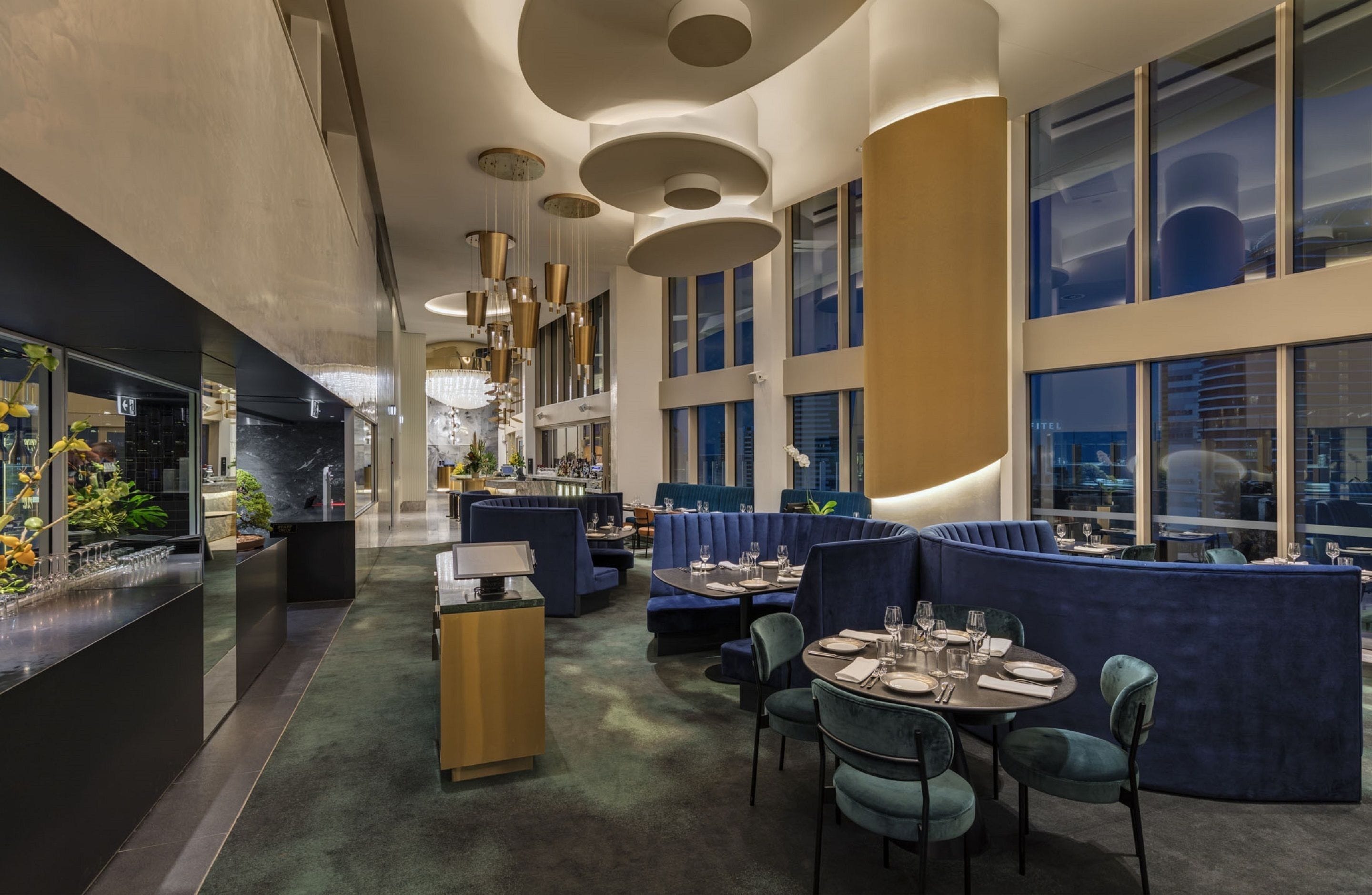 8 restaurants, breakfast, lunch, dinner served; italian cuisine